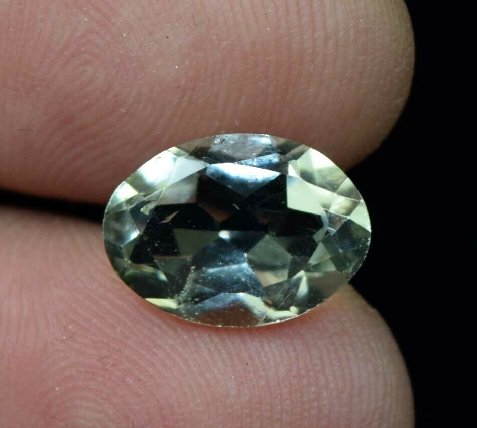 5.00 Cts. Natural Green Amethyst Oval Faceted Loose Gemstone 14 * 10 * 6 Mm